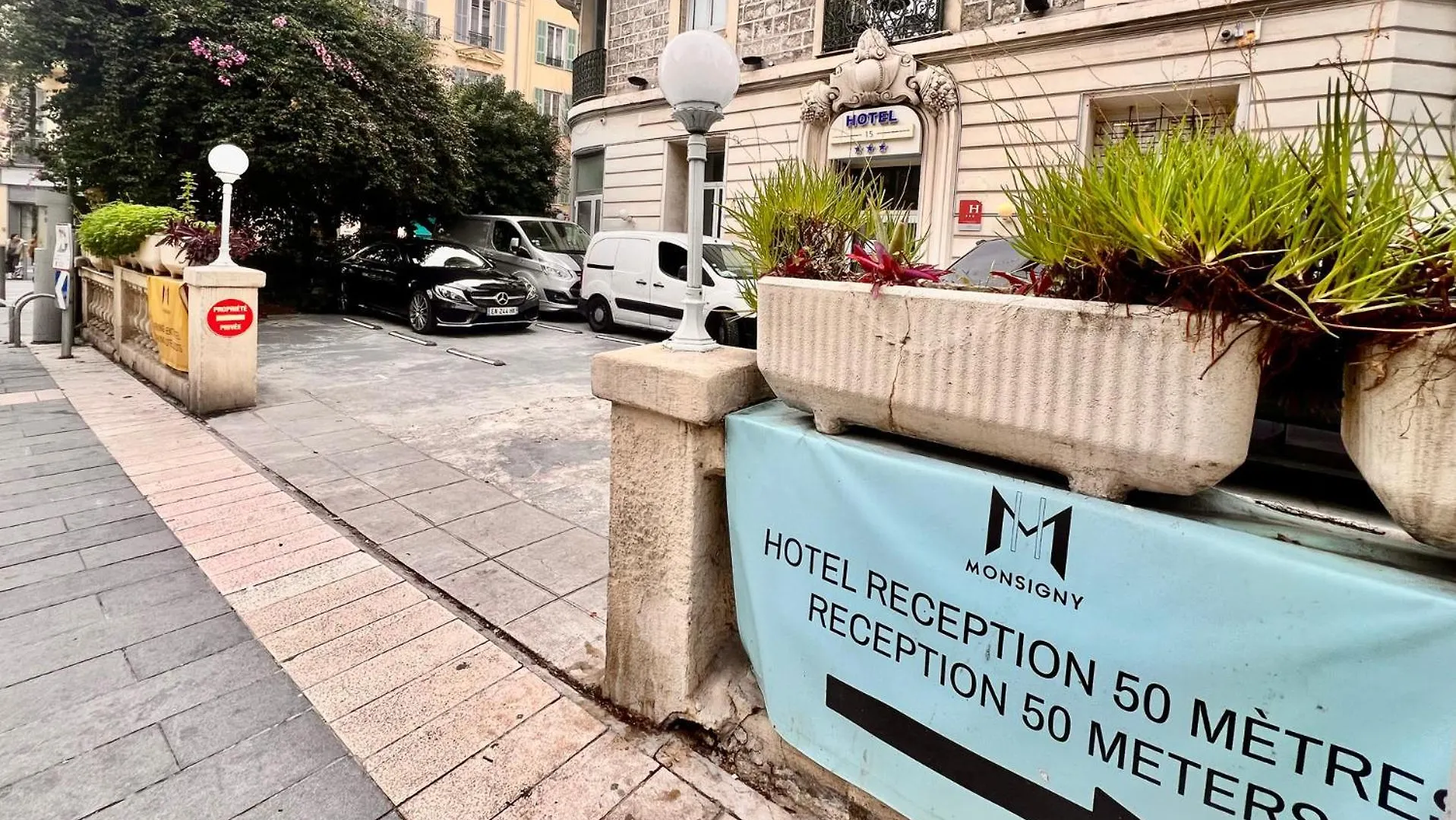 Apartment Malaussena - Reception 24&7 - Center Liberation Nice France